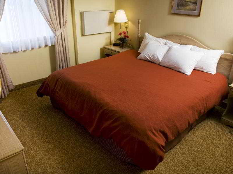 Travelodge Suites By Wyndham מונקטון חדר תמונה